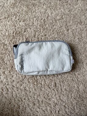 lululemon Mini Everywhere Belt Bag